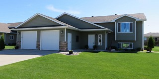 2309 16th Avenue S, Brookings, SD 57006