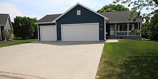 1811 Tatanka Pass, Brookings, SD 57006