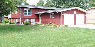 407 Lincoln Lane, Volga, SD 57071