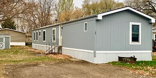 900 15th Street S, Brookings, SD 57006