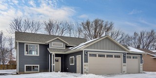 1409 4th Street, Madison, SD 57042