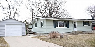 1013 Orchard Drive, Brookings, SD 57006