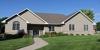 851 Regency Court, Brookings, SD 57006