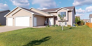 2305 Bluegill Avenue, Brookings, SD 57006