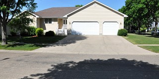 1004 Hammond Avenue, Brookings, SD 57006