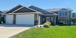 2315 16th Avenue S, Brookings, SD 57006