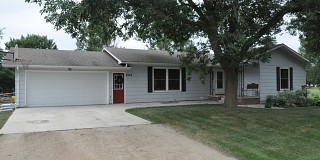 204 Heather Lane, Brookings, SD 57006