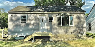 106 9th Avenue, Brookings, SD 57006