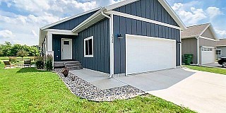 1528 St Justice Street, Brookings, SD 57006