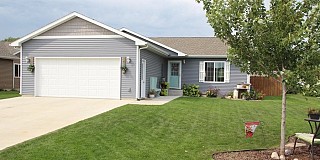 105 Brody Avenue, Volga, SD 57071