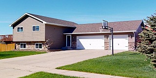 1830 Eberlein Drive, Brookings, SD 57006