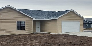 1004 6th Street, Volga, SD 57071