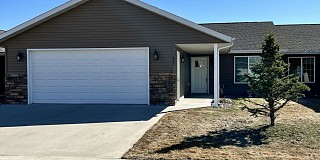 1823 9th Avenue S, Brookings, SD 57006