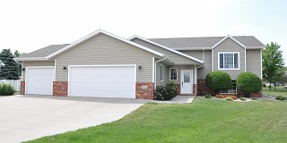 1820 Ranger Circle, Brookings, SD 57006