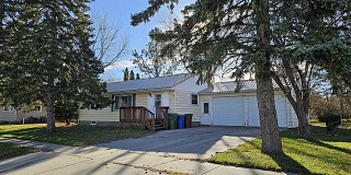 1808 Dakota Street, Brookings, SD 57006