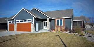 1833 Windermere Way, Brookings, SD 57006
