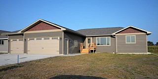 408 Jackson Avenue, Volga, SD 57071
