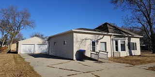 311 Catlett Avenue E, Estelline, SD 57234