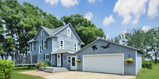 906 32nd Street S, Brookings, SD 57006