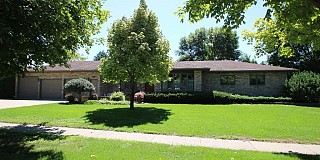 916 Arrowhead Pass, Brookings, SD 57006