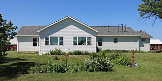 47516 211th Street, Brookings, SD 57006