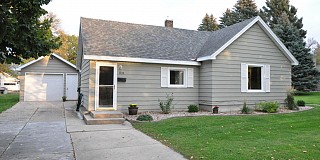 1038 7th Avenue, Brookings, SD 57006