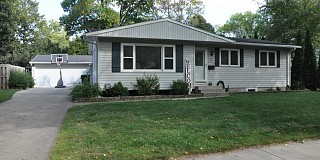 215 Lincoln Lane S, Brookings, SD 57006