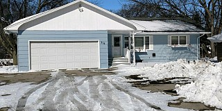 319 Dakota Avenue, Brookings, SD 57006