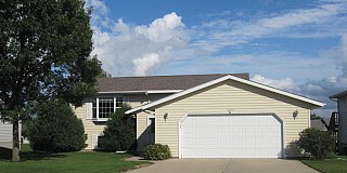 1825 Santee Pass, Brookings, SD 57006