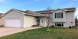 1811 Sawgrass Circle, Brookings, SD 57006
