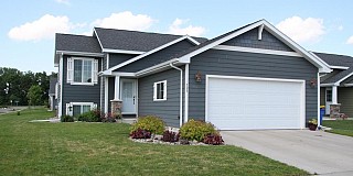 726 Sonoma Valley Street, Brookings, SD 57006