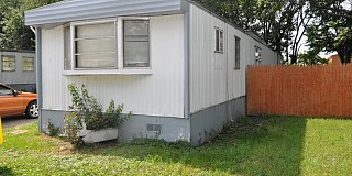 521 12TH Street S, Brookings, SD 57006