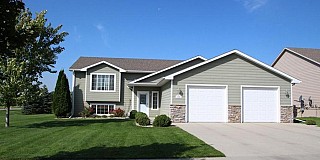 1926 Oriole Trail, Brookings, SD 57006