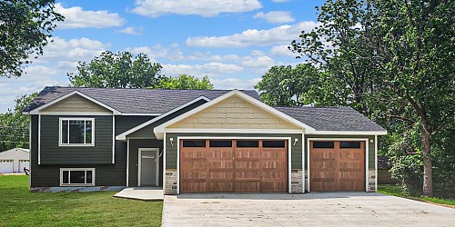 307 Park Avenue S, Lake Preston, SD 57249