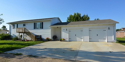 125 36th Street S, Brookings, SD 57006