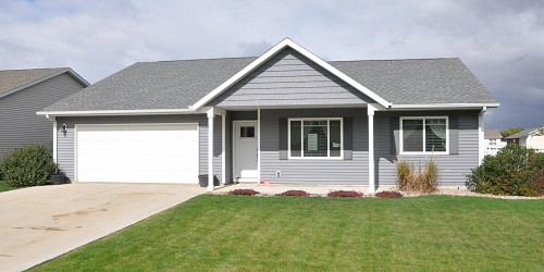 407 Lovejoy Lane, Aurora, SD 57002
