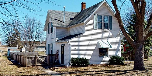 318 Marvin Avenue, Volga, SD 57071