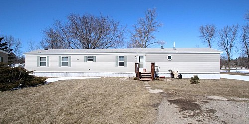 111 Wagon Wheel Circle, Brookings, SD 57006