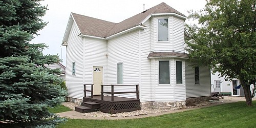 105 4th Street S, Arlington, SD 57212