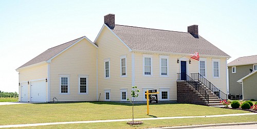 2221 17th Avenue S, Brookings, SD 57006