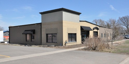 310 7th St, Brookings, SD 57006