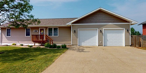 508 5th Street, White, SD 57276