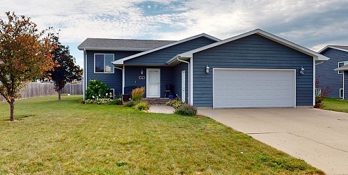 2223 Bluegill Avenue, Brookings, SD 57006