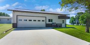 182 Lake Drive, Lake Poinsett, SD 57234