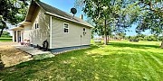 303 Lake Avenue S, Lake Preston, SD 57249