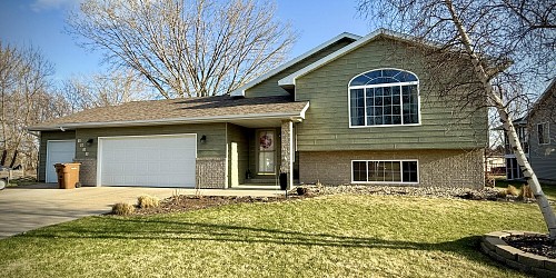 1032 15th Street S, Brookings, SD 57006