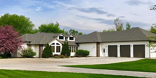 2223 18th Street, Brookings, SD 57006