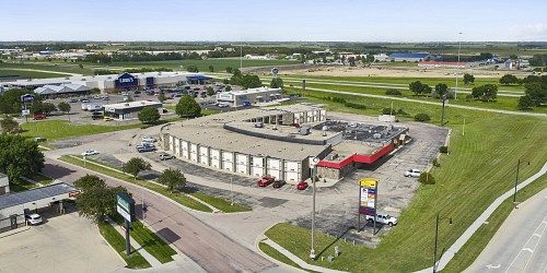 2515 6th St, Brookings, SD 57006