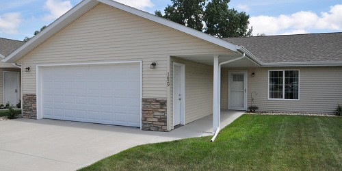 1629 9th Avenue S, Brookings, SD 57006