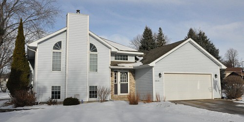 1804 Half Moon&nbsp;Road&nbsp;S, Brookings, SD 57006